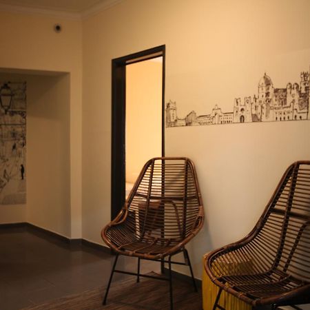 Happy Mike Hostel ลิสบอน ภายนอก รูปภาพ